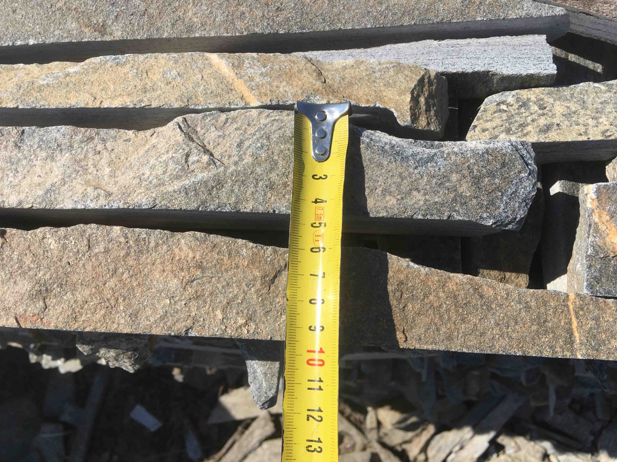 Горбушка златолит мультиколор для облицовки купить в Зеленограду