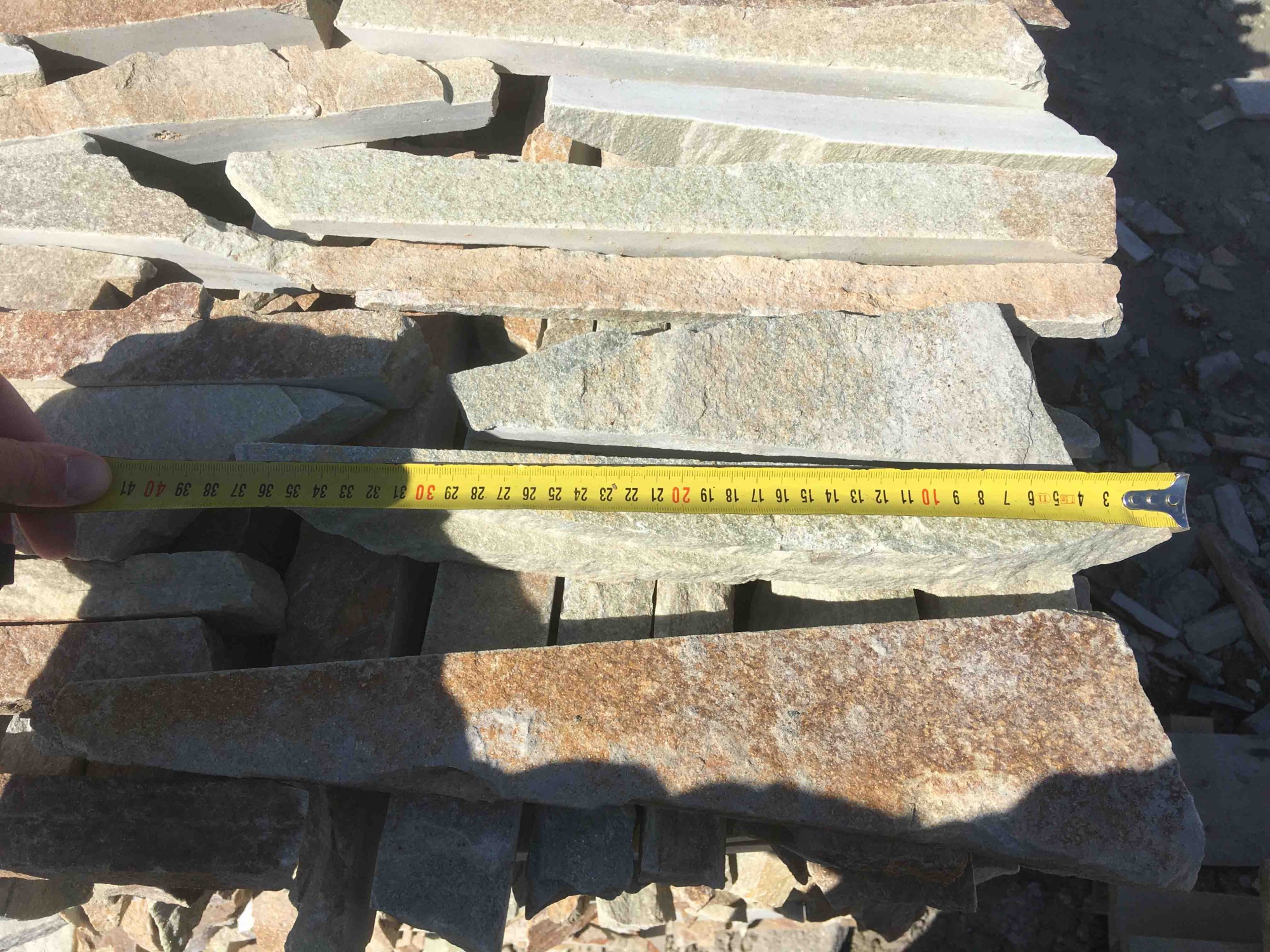 Горбушка златолит золотистый для облицовки купить в Зеленограду