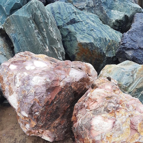 Ландшафтные глыбы красно-фиолетовые 200-1000 килограмм купить в Зеленограду