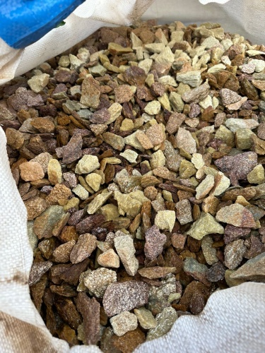 Златолит персиковый декоративная каменная крошка купить в Зеленограду