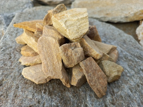 Златолит жёлтый декоративная каменная крошка купить в Зеленограду