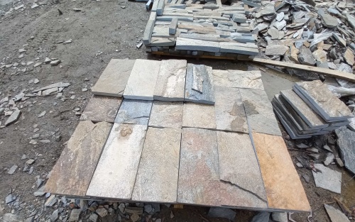 Плитка пилёная златолит Уральский для цоколя, отмостки купить в Зеленограду