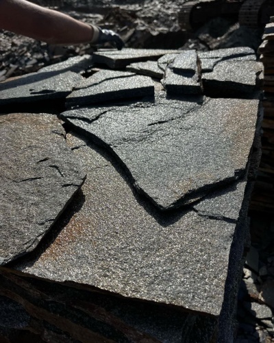 Плитняк златолит серебристый для фасада купить в Зеленограду